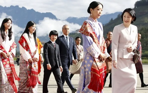 Crown Prince Akishino, Crown Princess Kiko, Prince Hisahito, King Jigme Khesar Namgyel and Queen Jetsun Pema