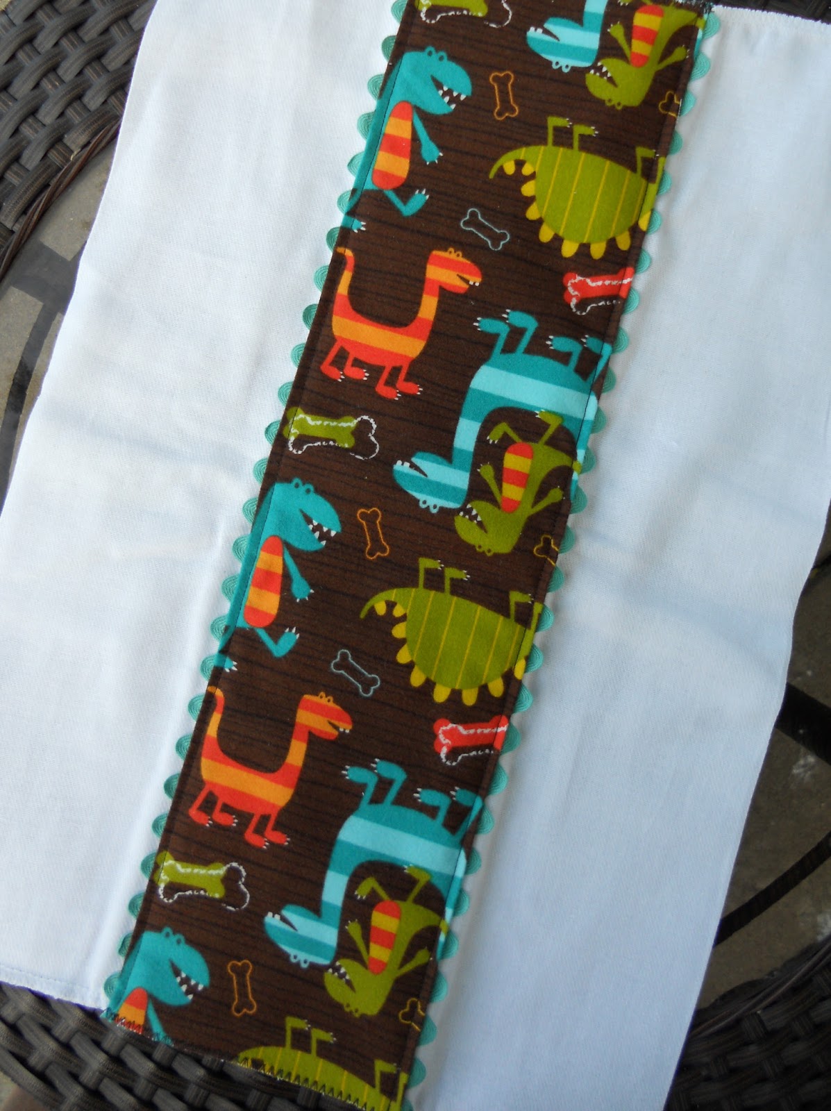 Just Another Hang Up: Burp Cloths for Baby and a fabulous tip...