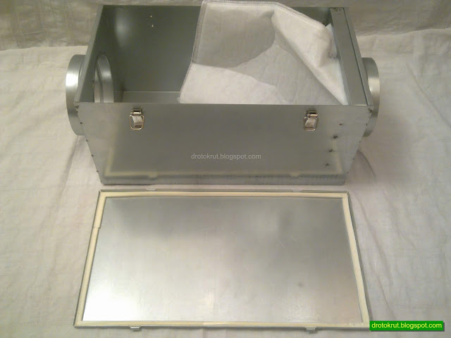 Вентиляционный фильтр для круглых каналов Vents FBK 160-4 со снятой крышкой