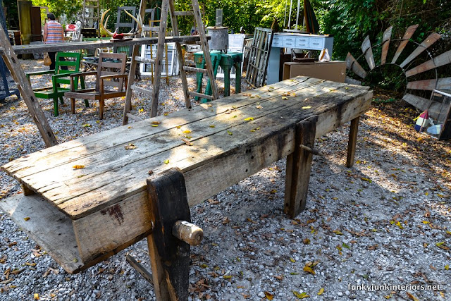 A_tour_through_Franklin, _Tennessee _via_Funky_Junk_Interiors