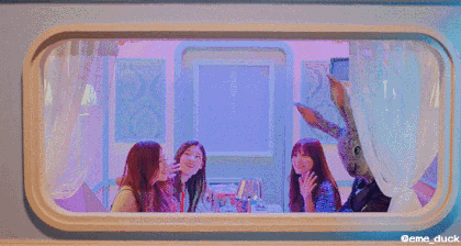 역대 정채연 다이아 활동곡 움짤 (왠지~나랑사귈래) .gif | 인스티즈