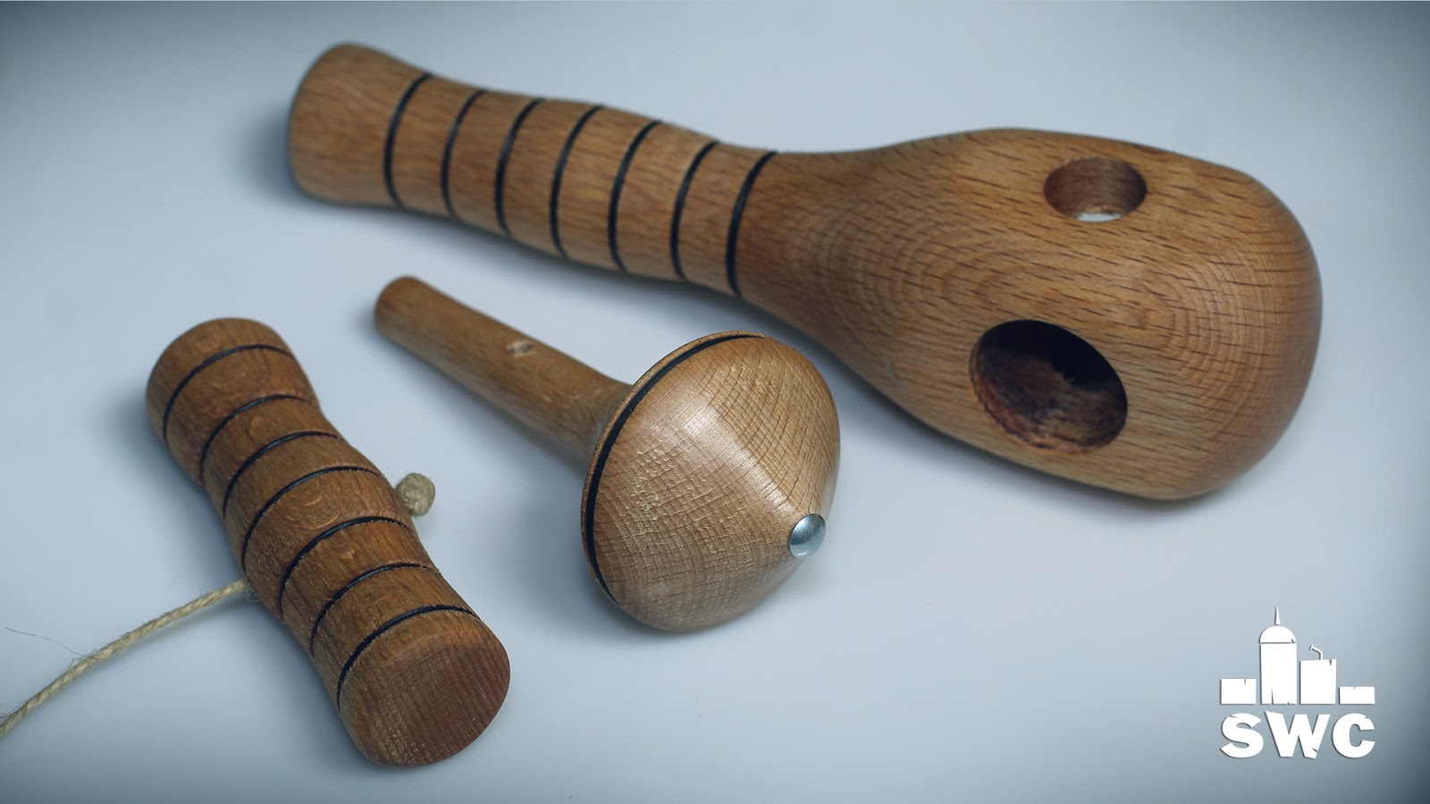 scrap wood city Make a spinning top with an acceleration handle