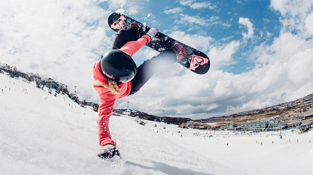 Melatih Kemampuan Mengendalikan Diri Melalui Kegiatan Snowboarding Melatih Kemampuan Mengendalikan Diri Melalui Kegiatan Snowboarding