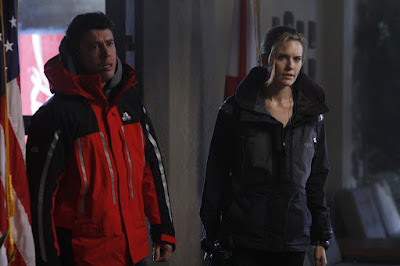 Toby Kebbell and Maggie Grace in The Hurricane Heist