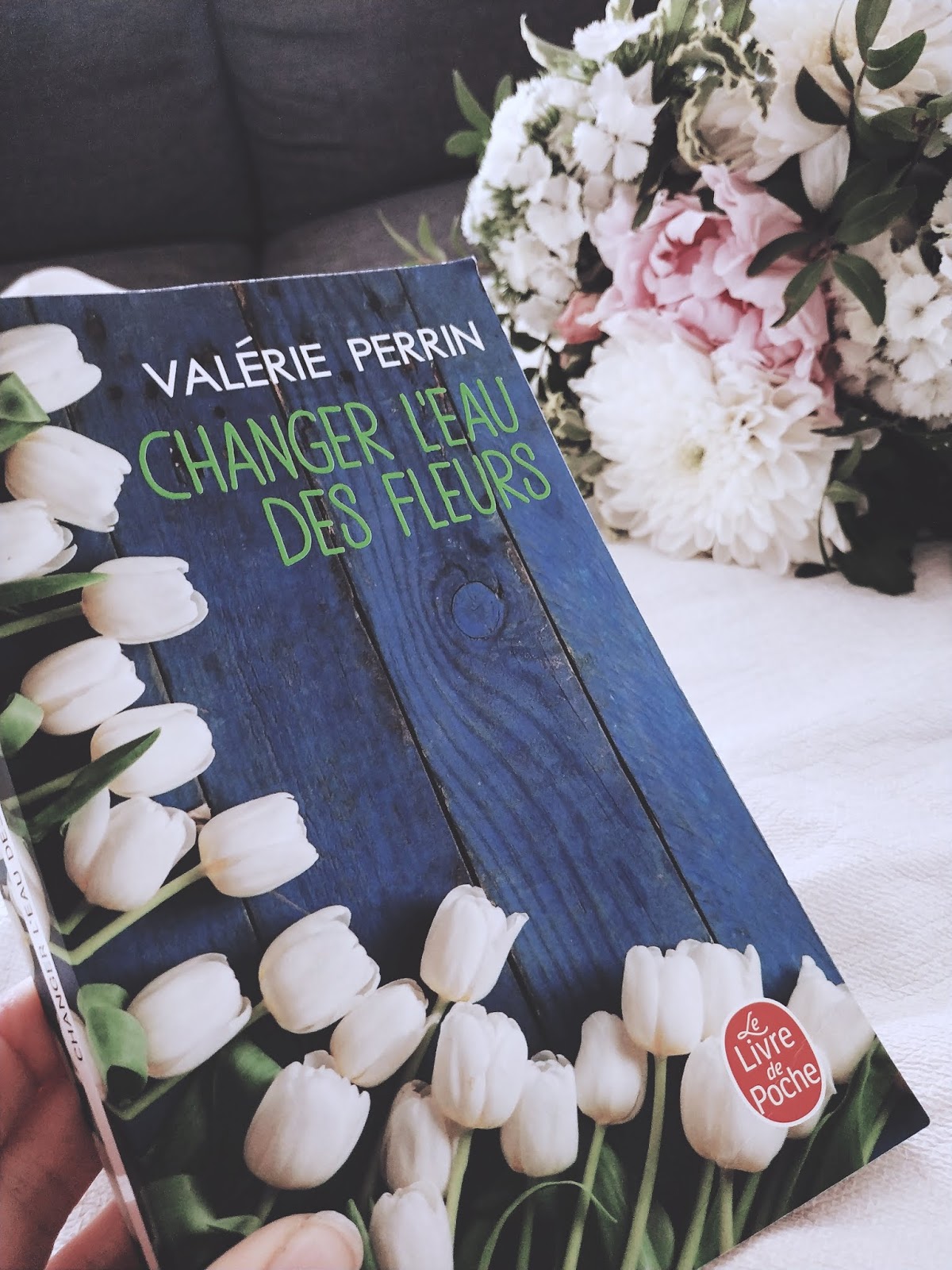 Valerie Perrin Changer L'eau Des Fleurs Telerama Changer l'eau des fleurs de Valérie Perrin