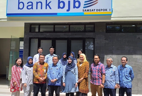 Manjakan Nasabah Bjb Buka Kantor Kas Samsat Depok Radar Nusantara News .sholat depok jadwal sholat medan jadwal sholat sidoarjo juz amma online tokopedia salam produk. manjakan nasabah bjb buka kantor kas