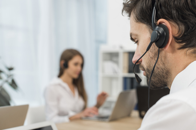 Tech Buzz: Computer Operator Job Description, Skills & Requirements