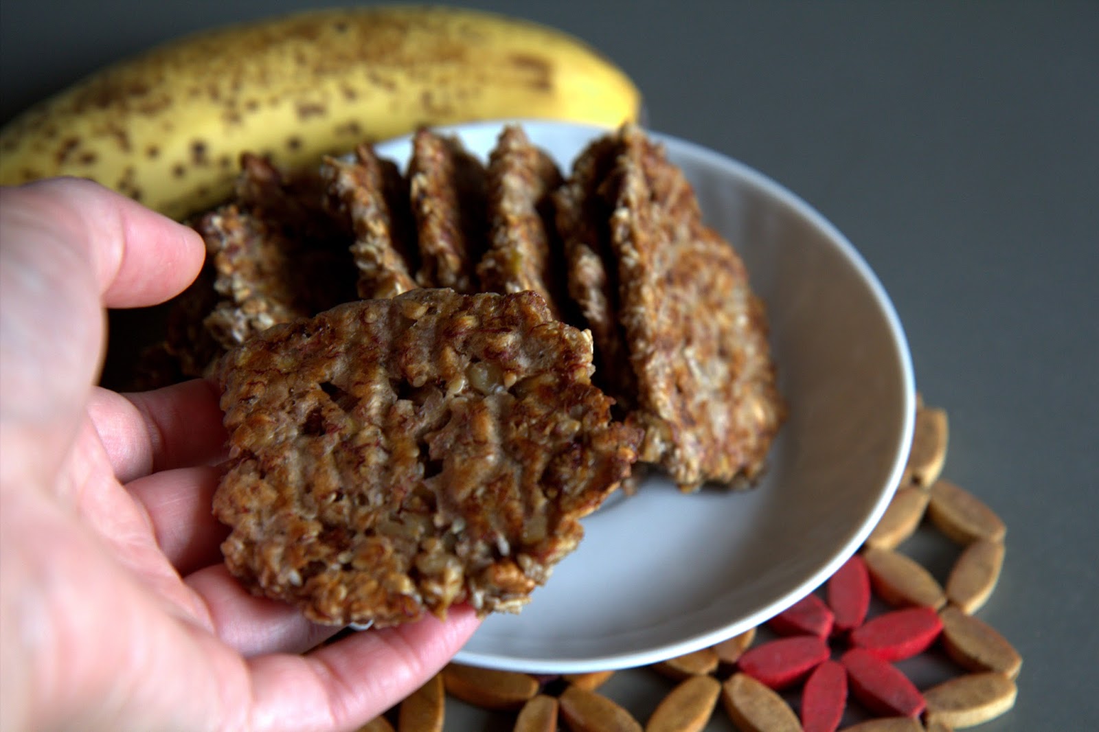печенье овсяное калифорнийского. овсяное печенье без сахара. овсяное печенье геркулес. овсяное печенье без банана. бананово овсяное печенье.