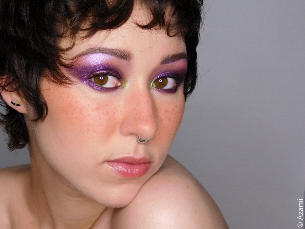 It's Azami Makeup Look | Violet Galaxy - Juvia's Place The Zulu Palette - BH Cosmetics Aurora Lights - The Body Shop Matte Clay Foundation - 3ina The Matte Eyeshadow 107 - London & Paris Makeup Artist & Blogger It's Azami Makeup Look | Violet Galaxy - Juvia's Place The Zulu Palette - BH Cosmetics Aurora Lights - The Body Shop Matte Clay Foundation - 3ina The Matte Eyeshadow 107 - London & Paris Makeup Artist & Blogger