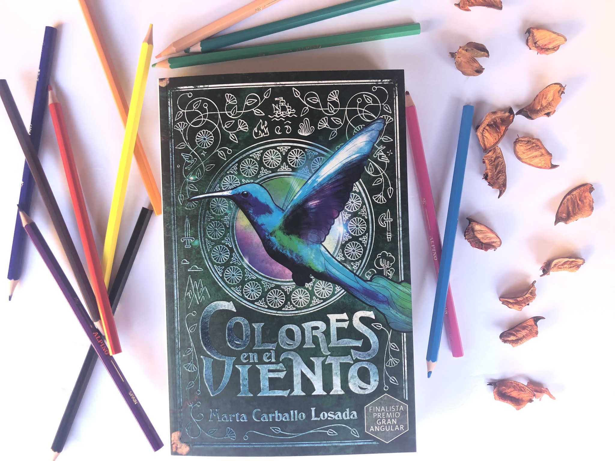 Reseña: Colores en el viento | Marta Carballo - Memorias sin título