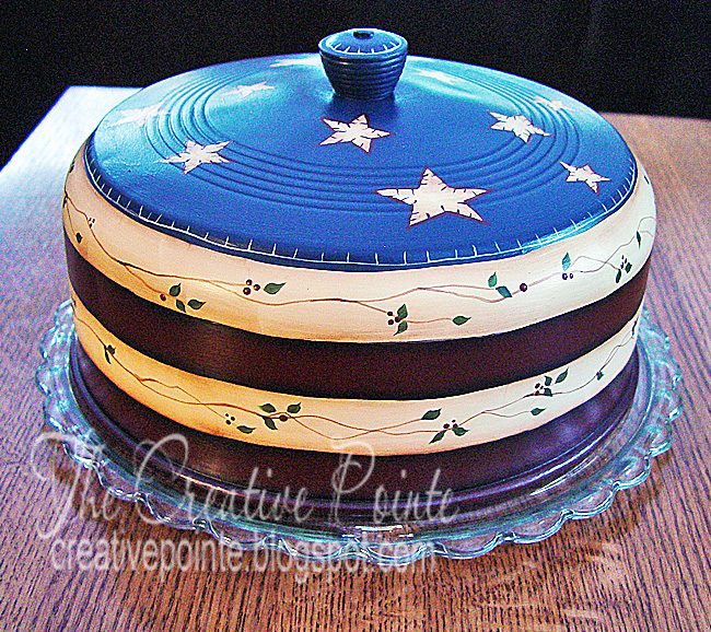The Creative Pointe Americana Painted Metal Cake Cover
