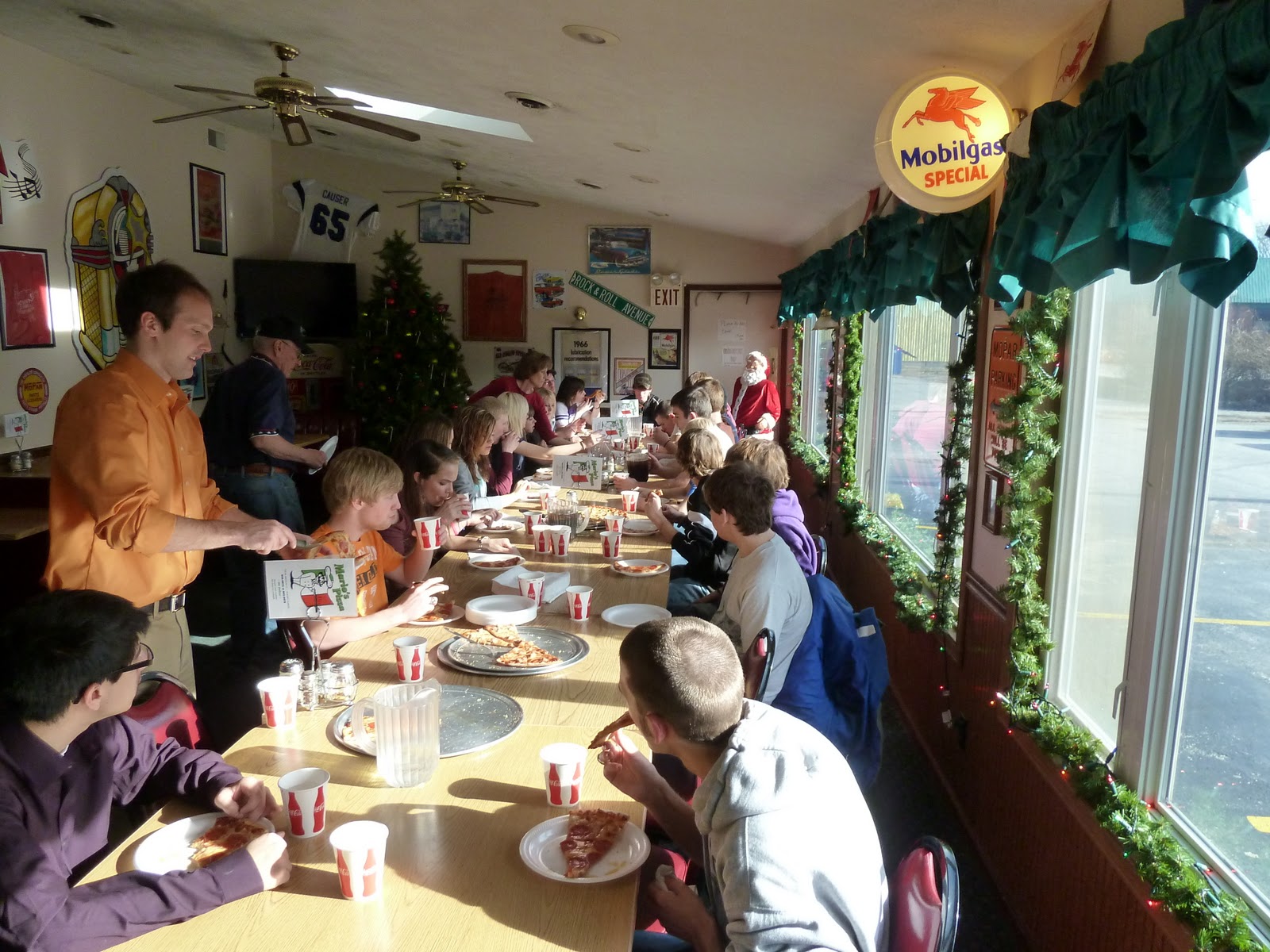 LIVINGSTON COUNTY WAR MUSEUM Astoria High School visit