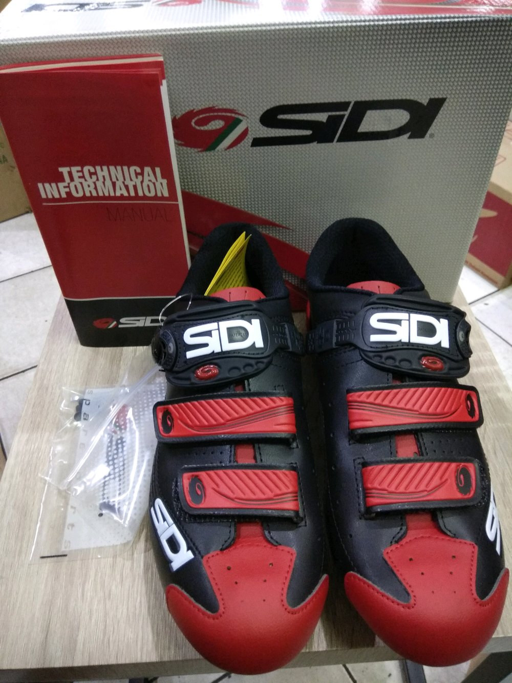 Sepatu SIDI MTB TRACE Harga Rp. 1.600.000 - Serba sepeda