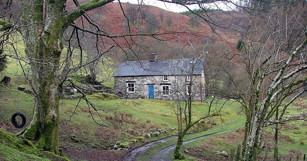 อ่านเพลง BronYrAur กระท่อมหลังน้อยของ Led Zeppelin