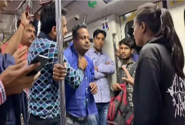 deepak-kalal-slapped-by-woman-in-delhi-metro