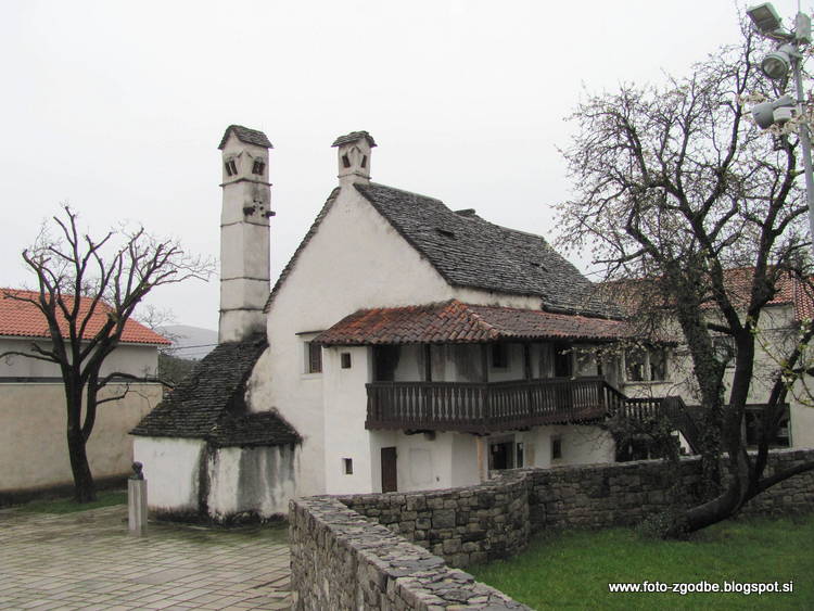 Divača, Škrateljnova domačija, Muzej slovenskih filmskih igralcev Slovenija, J. Primorska, Obalno kraška regija