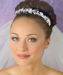 long wedding veils and tiaras | Wedding Hairstyles With Veil