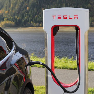 फ्यूल स्टेशन