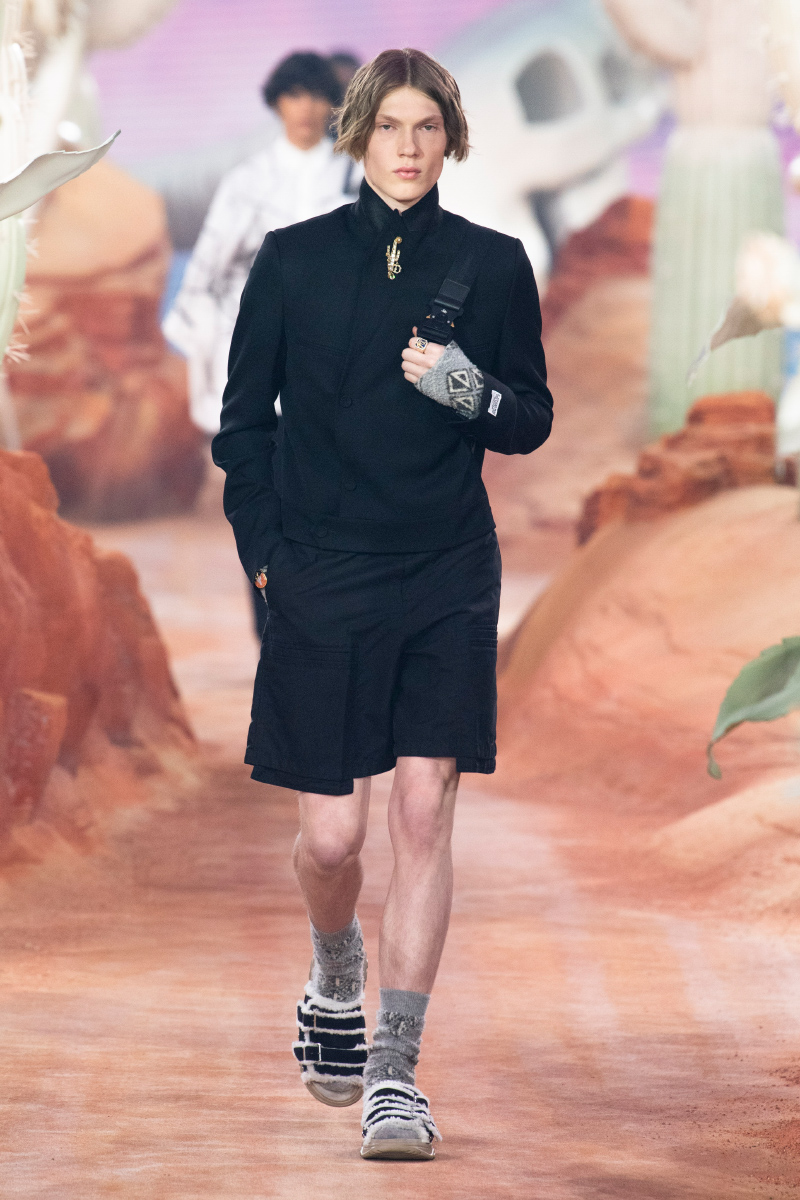 Mãn Nhãn Với Các Phong Cách Thời Trang Sao Nam Tại Dior Men Summer 2024