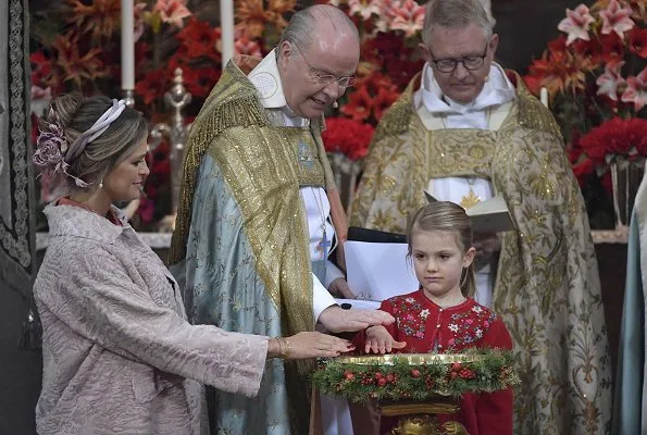 Crown Princess Victoria, Prince Daniel, Princess Estelle, Prince Oscar, Prince Carl Philip, Princess Sofia, Prince Alexander, Princess Madeleine