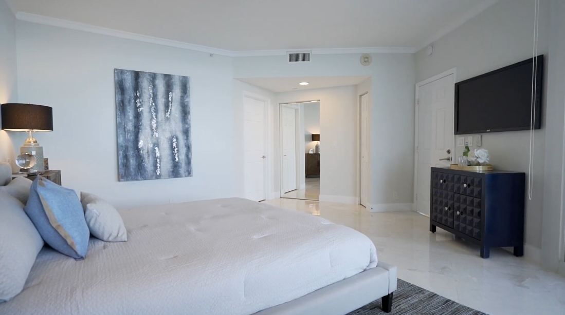 Tour L'Hermitage Luxury Condo vs. 18 Interior Design Photos