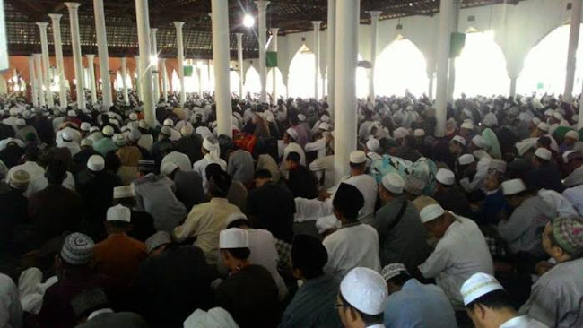 Bacaan dan Doa Bilal Sholat Jum'at Lengkap Terjemah