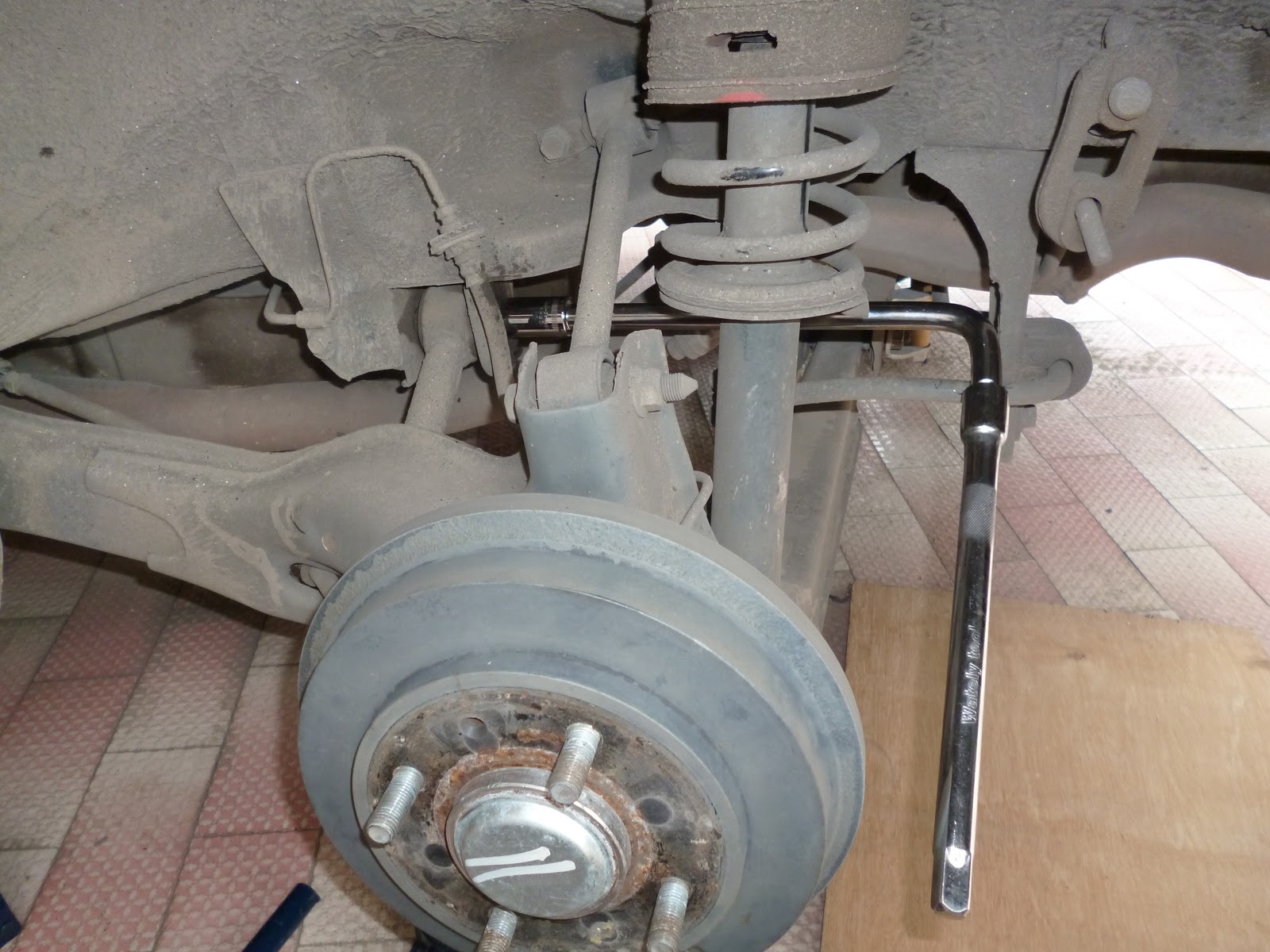 Eilarazi Diy Tukar Rear Control Lower Arm Tulang Anjing