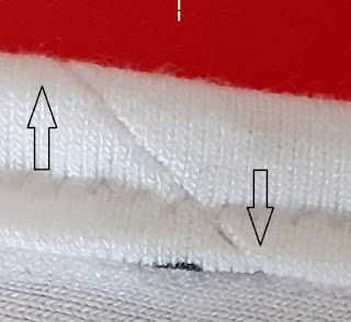 you see that the seam runs diagonelly you see that the seam runs diagonelly