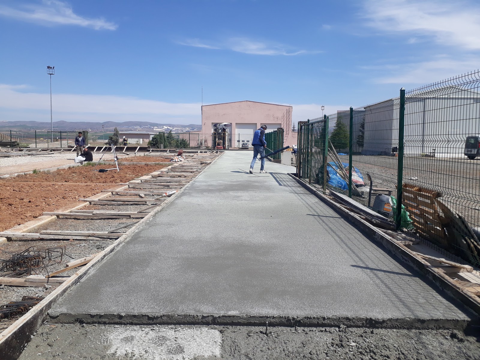 HAVELSAN TEMELLİ ŞANTİYESİ FRÇALI SAHA BETONU UYGULAMASI
