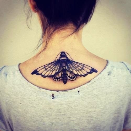 Mariposas Blancas Negras Determinadas De Un Tatuaje Stock De