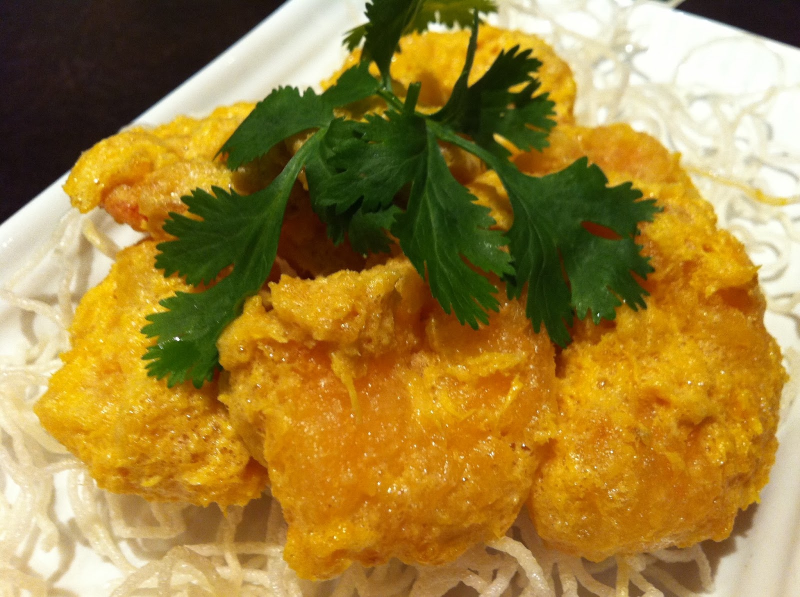 Street Food Warms Your Heart Deep Fried Prawns in Salted Egg Yolk