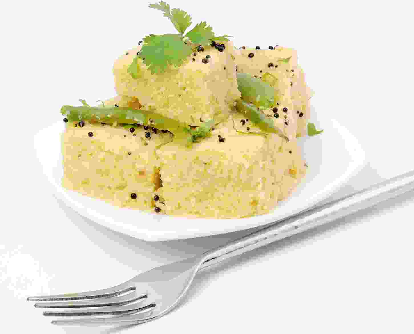 How to Make Khaman Dhokla Recipe in Hindi Indian Bawarchi
