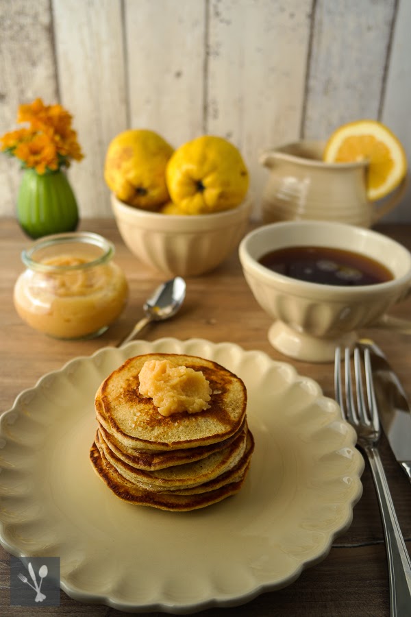 sia´s soulfood foodblog: Wochenendfrühstück - Quark-Pancakes mit Quittenmus