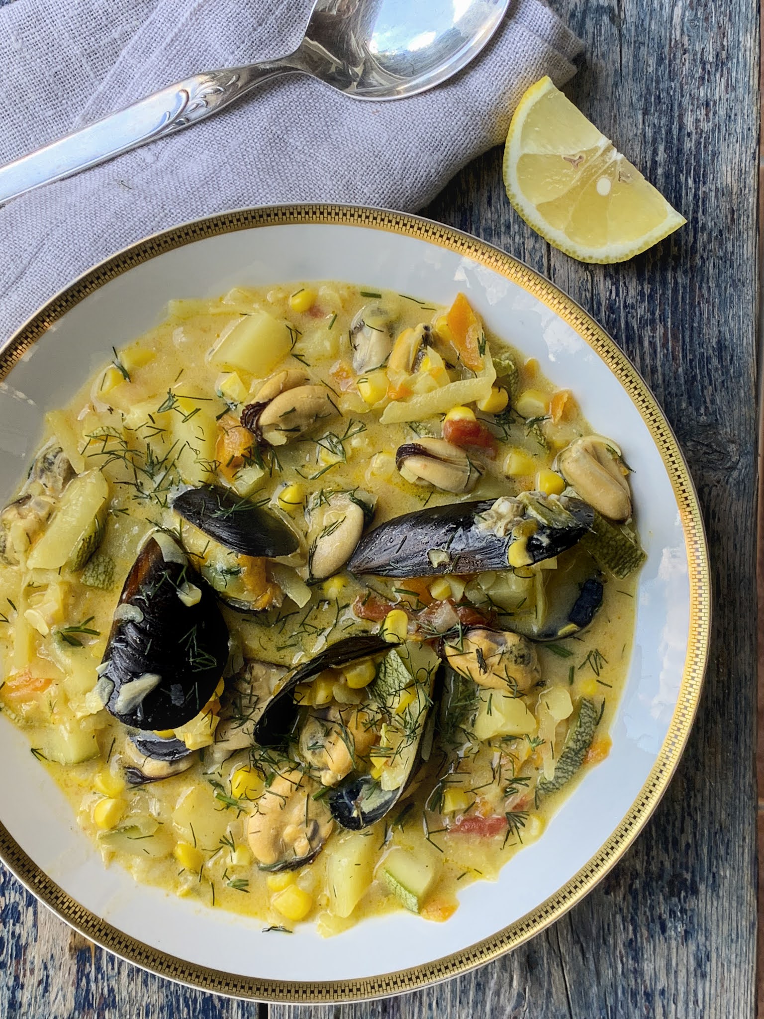 Black mussels corn chowder ☀️ Чаудър с царевица и черни миди