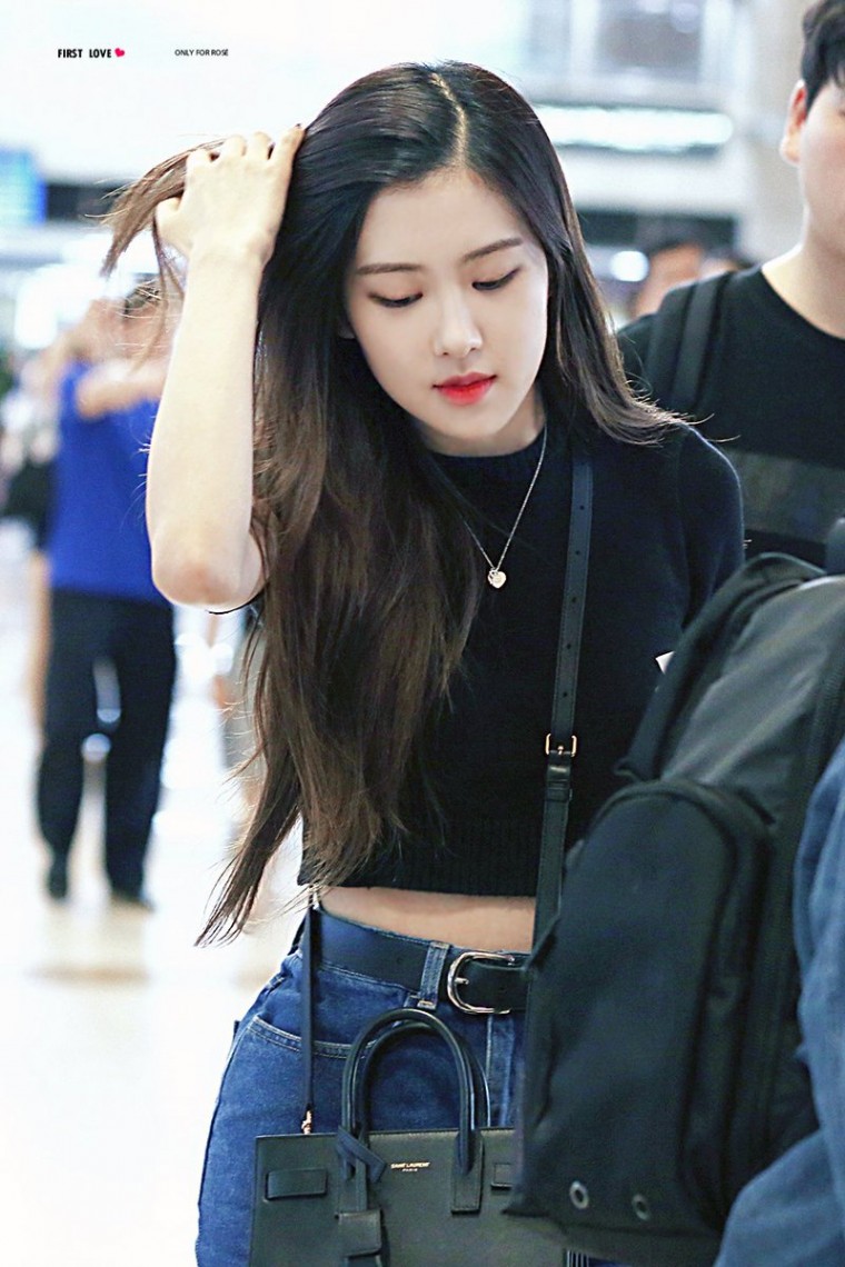 PICTURE : BLACKPINK'S Rose at Kimpo Airport