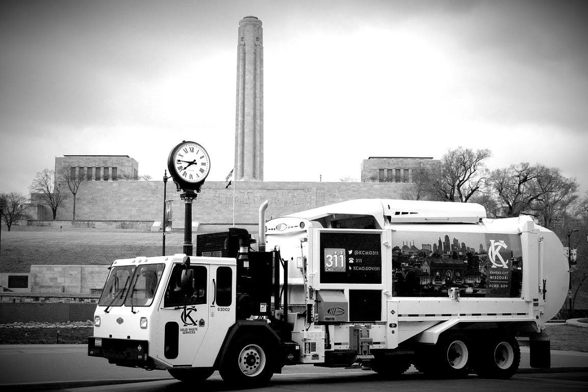 Snow Delays Kansas City Trash Pickup