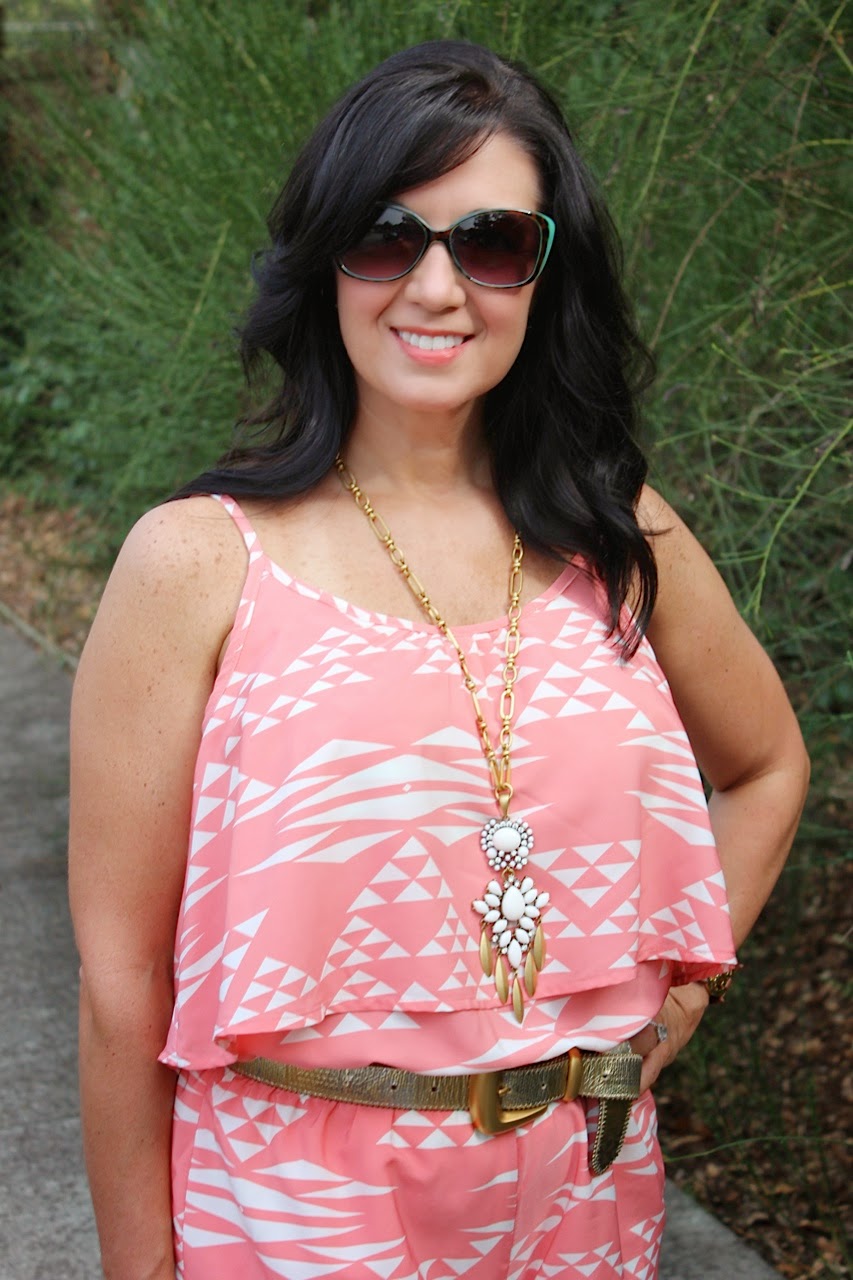 Mz Savvy Style: Another Romper and a New Photographer