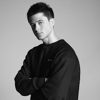 Lirik Alec Benjamin - Let Me Down Slowly dan Terjemahan - Arti Lirik