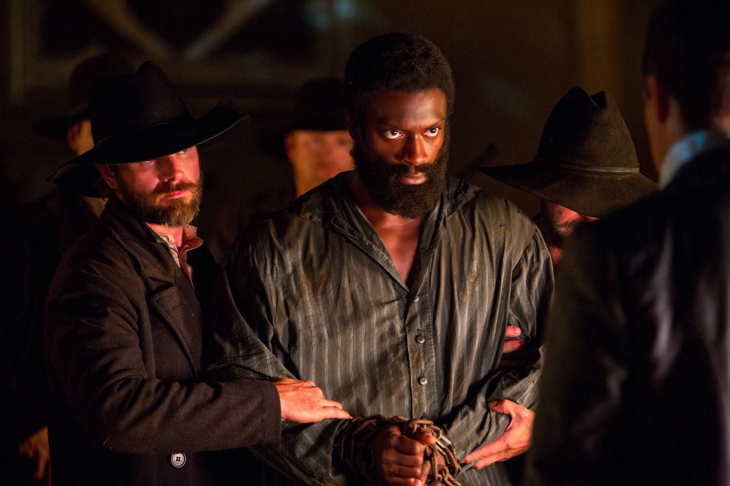 Films Et Séries Tv Avec Aldis Hodge UNDERGROUND Season 2 Trailers, Featurette, Images and Posters | The