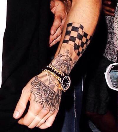 Giulia Lena Fortuna Liam Payne Handtattoo