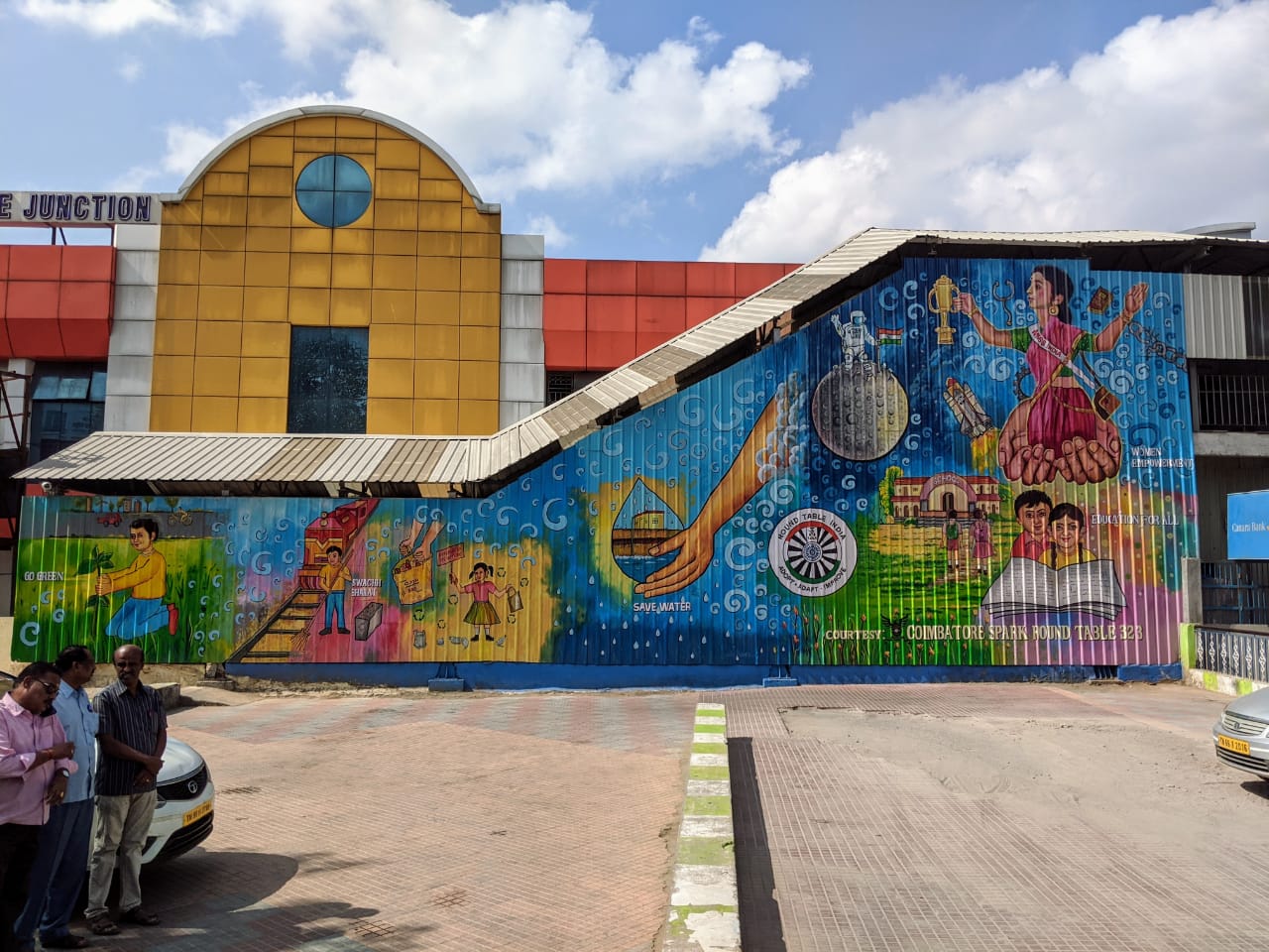 Wall painting at Coimbatore Jn creates awareness about Education