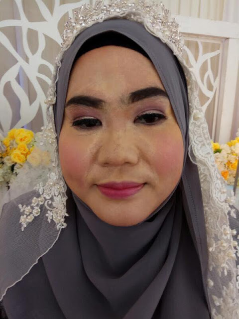 Make Up rusak