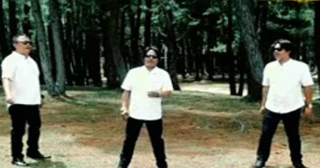 Lirik Holan Au Do Mangantusi Ho Dan Artinya