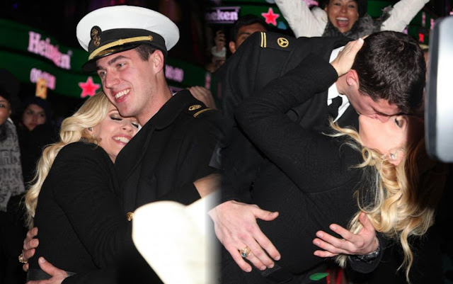 Jenny McCarthy kissing with benjamin cooper, sailor