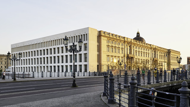 «Humboldt Forum» στο Βερολίνο: Έτοιμο το μεγαλύτερο πολιτιστικό κέντρο της Ευρώπης