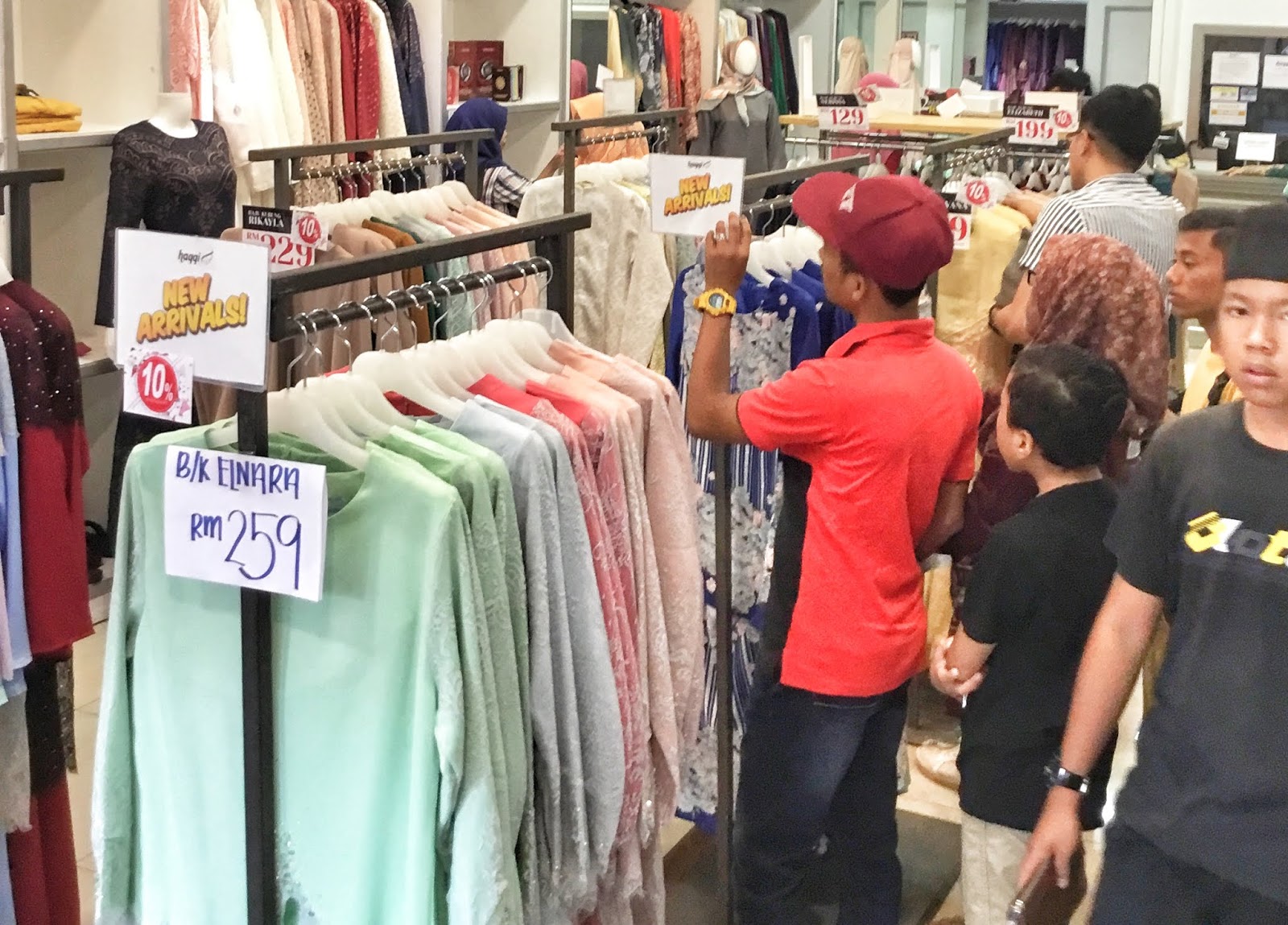 Nama Butik Di Shah Alam / Shopping Baju Raya Di Butik Haqqi Shah Alam