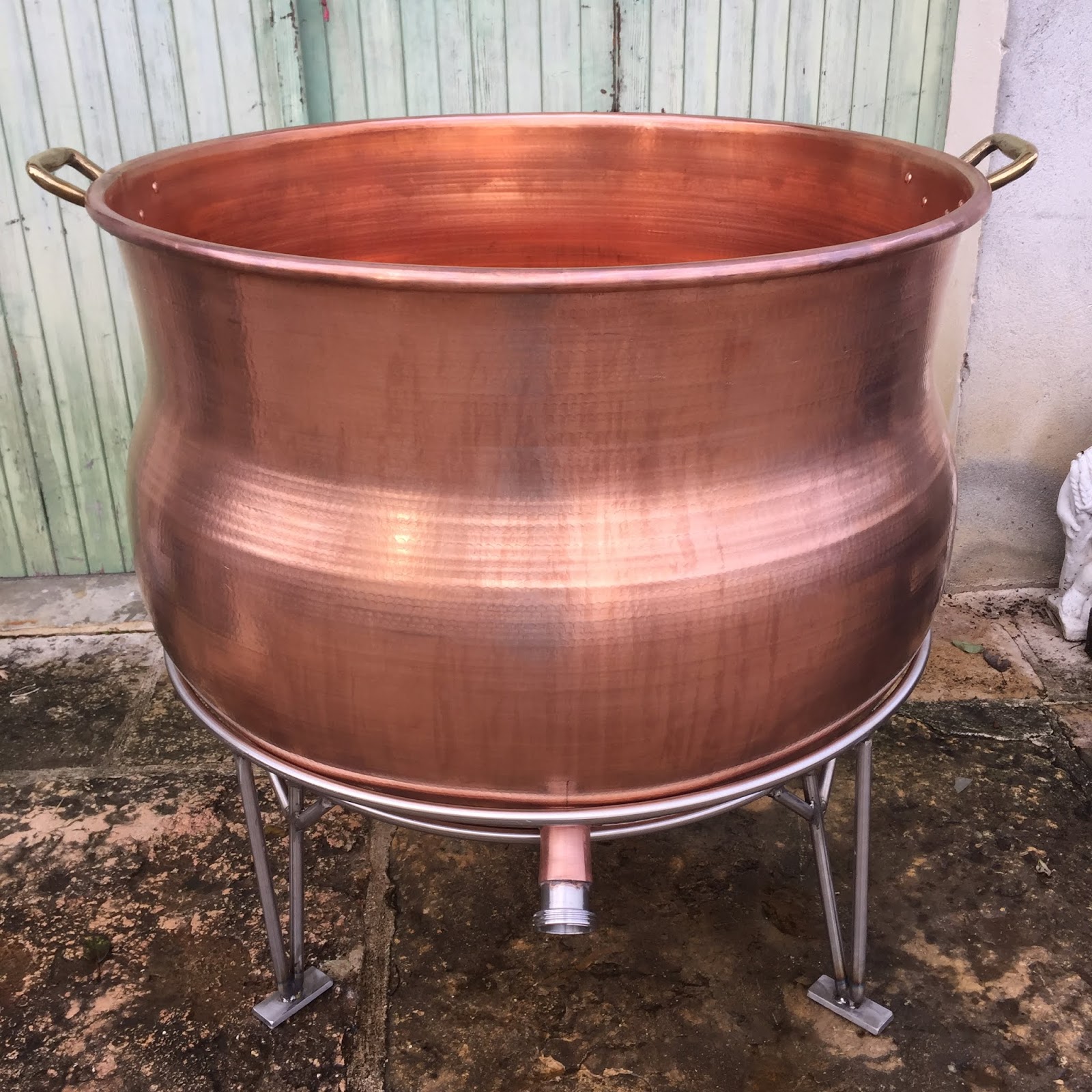Cuve et chaudron en cuivre 2019