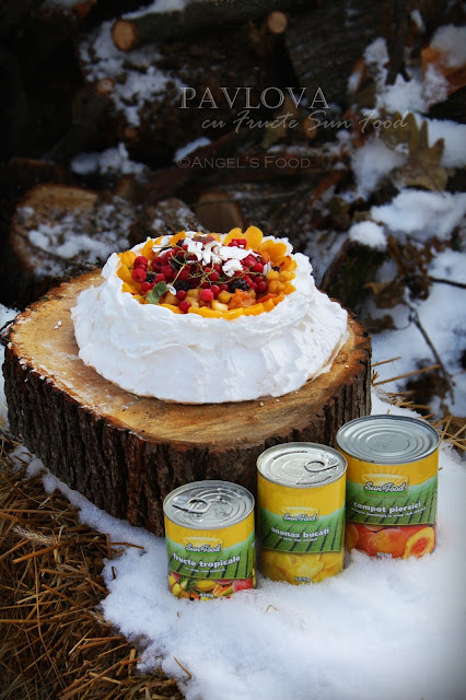 Pavlova & Mini Pavlova cu fructe Sun Food