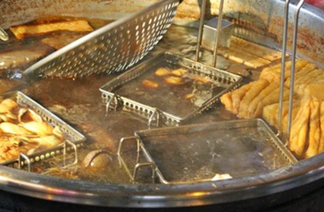 恐怖加熱滷味！滷汁煮了又煮 恐早已成「化學毒湯」