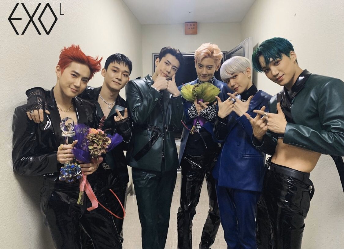 EXO Wins First Trophy for 'Obsession' on 'Music Bank', Congratulations!